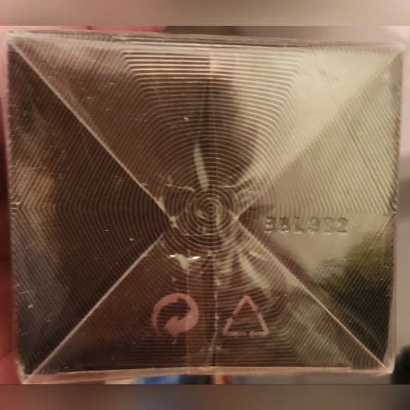 La Nuit De L'Homme Frozen Eau De Cologne by YSL / Yves Saint Laurent 100ml/3.3oz - Picture 7 of 16